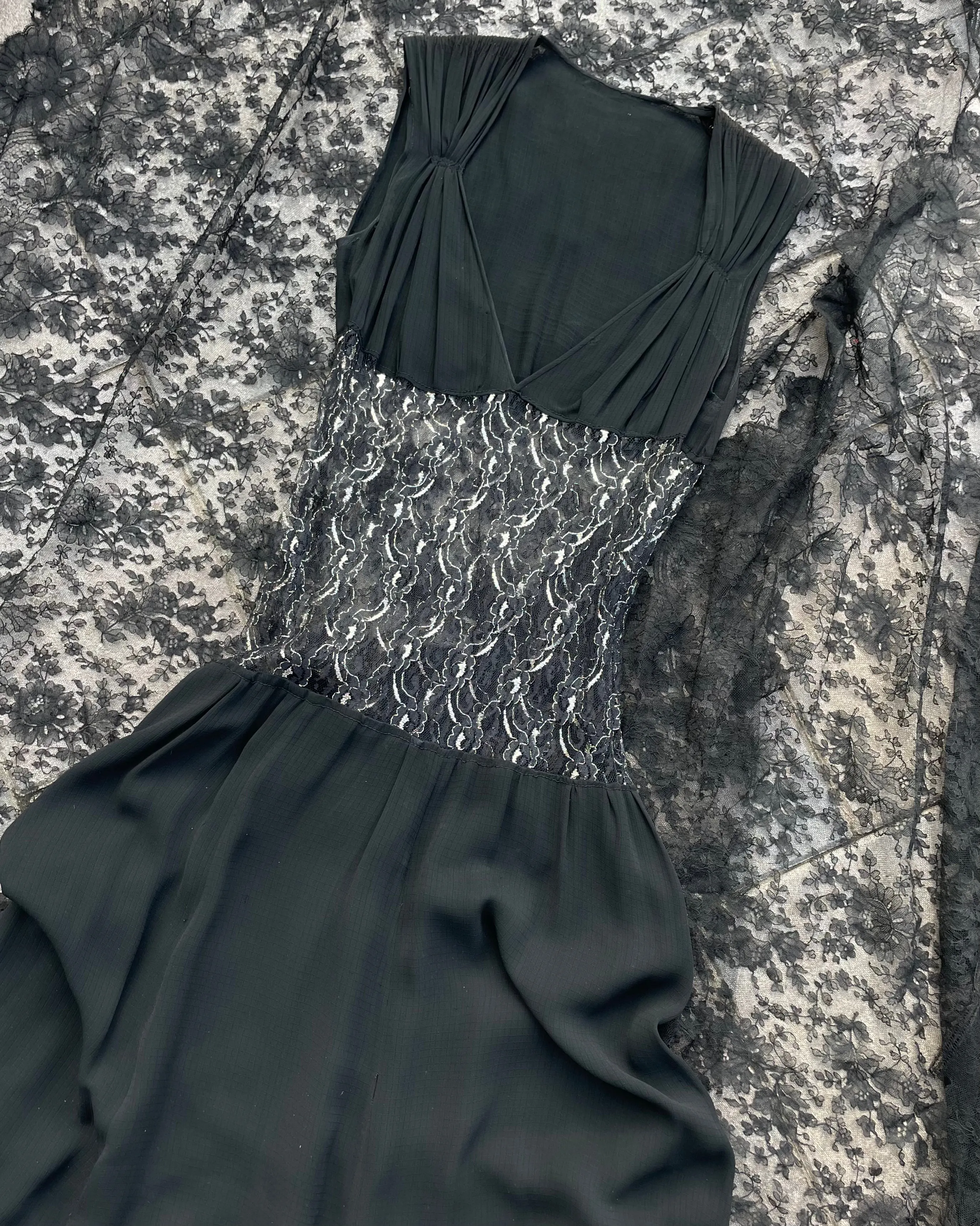 1930s Metallic Lace Sheer Midriff Gown