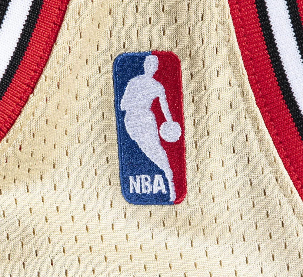 1995 MICHAEL JORDAN BULLS GOLD NBA AUTHENTIC JERSEY