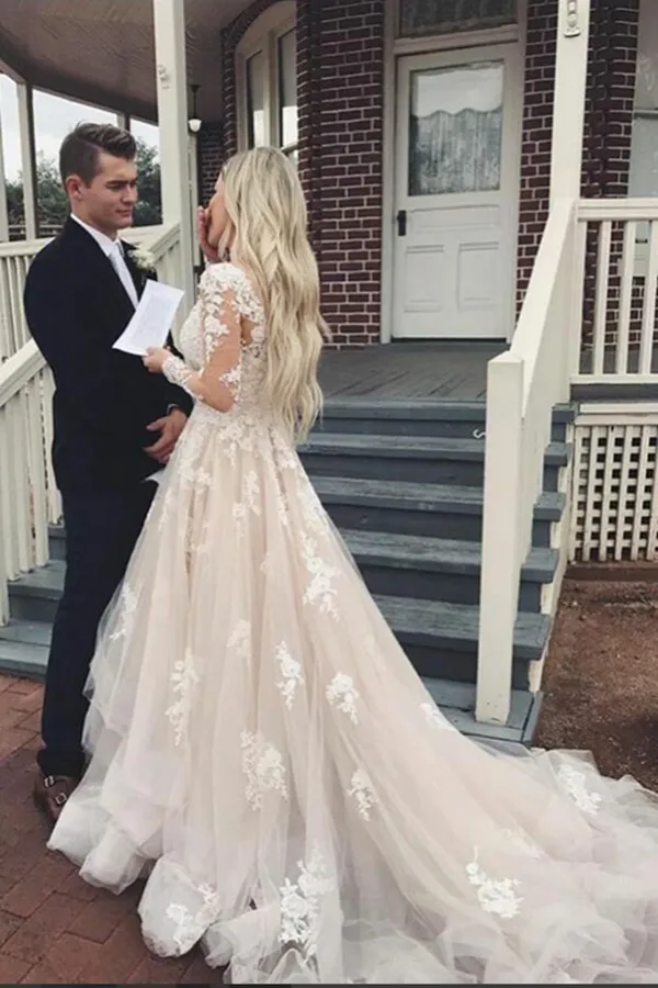 Anneprom Gorgeous Lace A line V neck Long Sleeves Wedding Dresses with Train APW0350