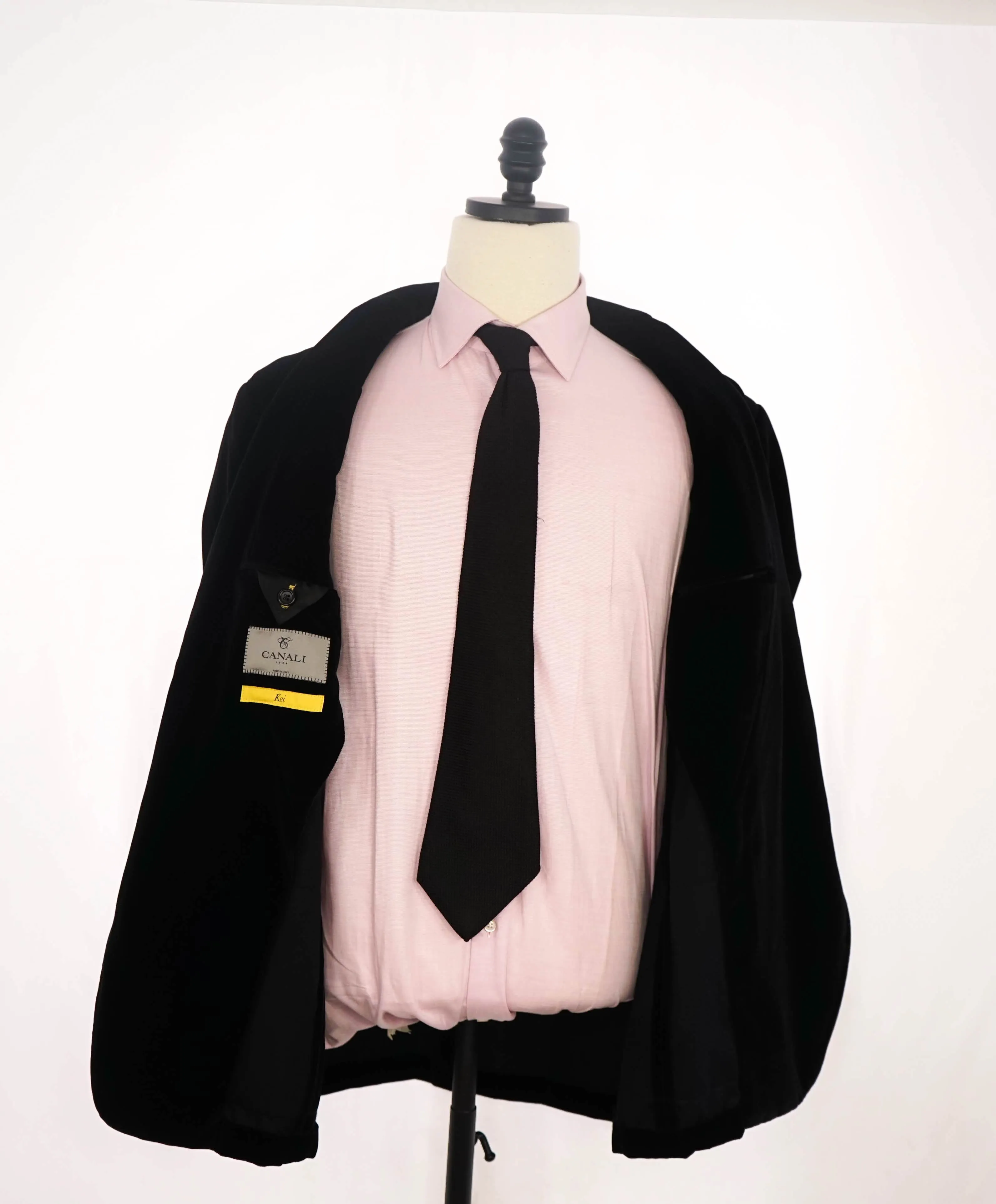 CANALI - Velvet "KEI" Slim Black Dinner/Smoking Jacket - 48R