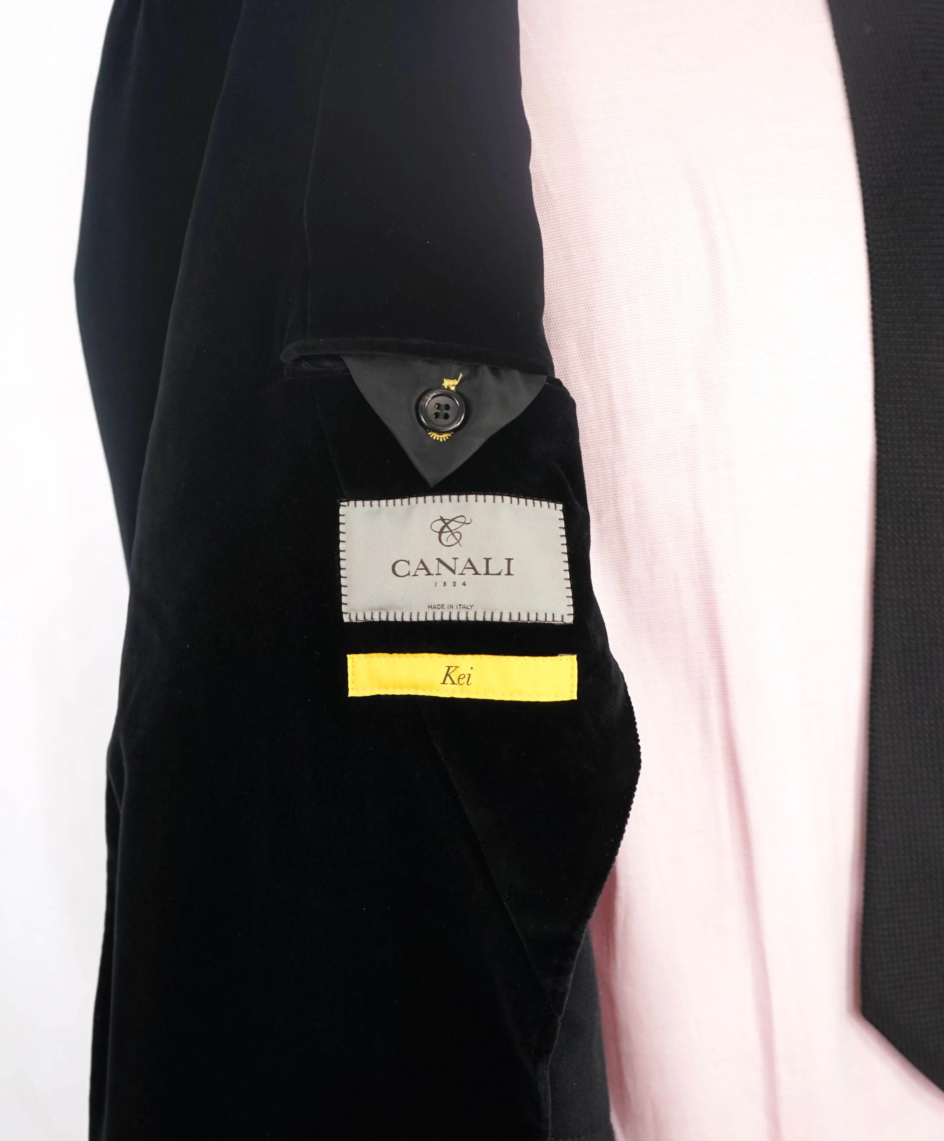 CANALI - Velvet "KEI" Slim Black Dinner/Smoking Jacket - 48R