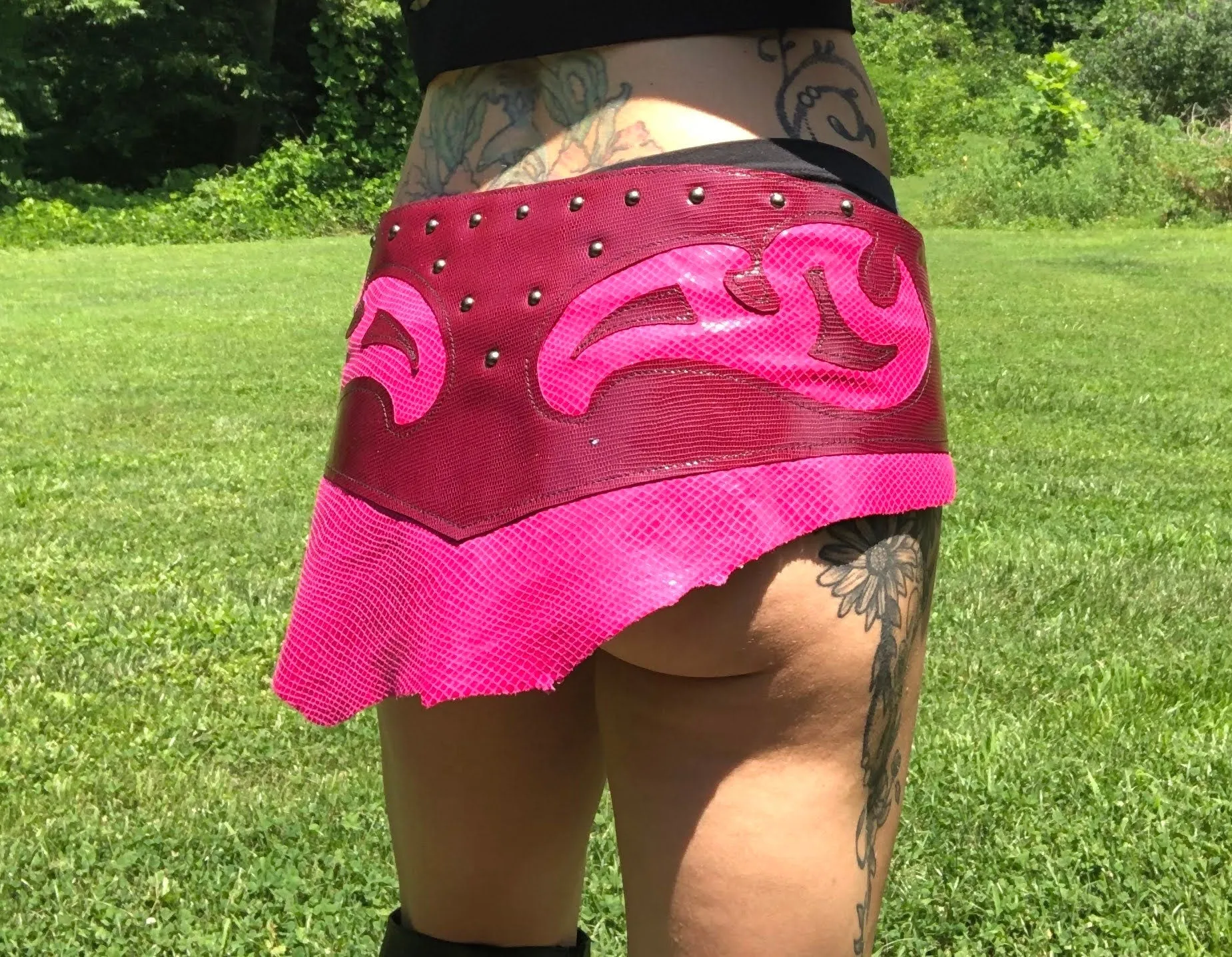 Handmade Pink & Maroon Leather Applique Corset Belt, Perfect for any dance festival with a boho vibe.
