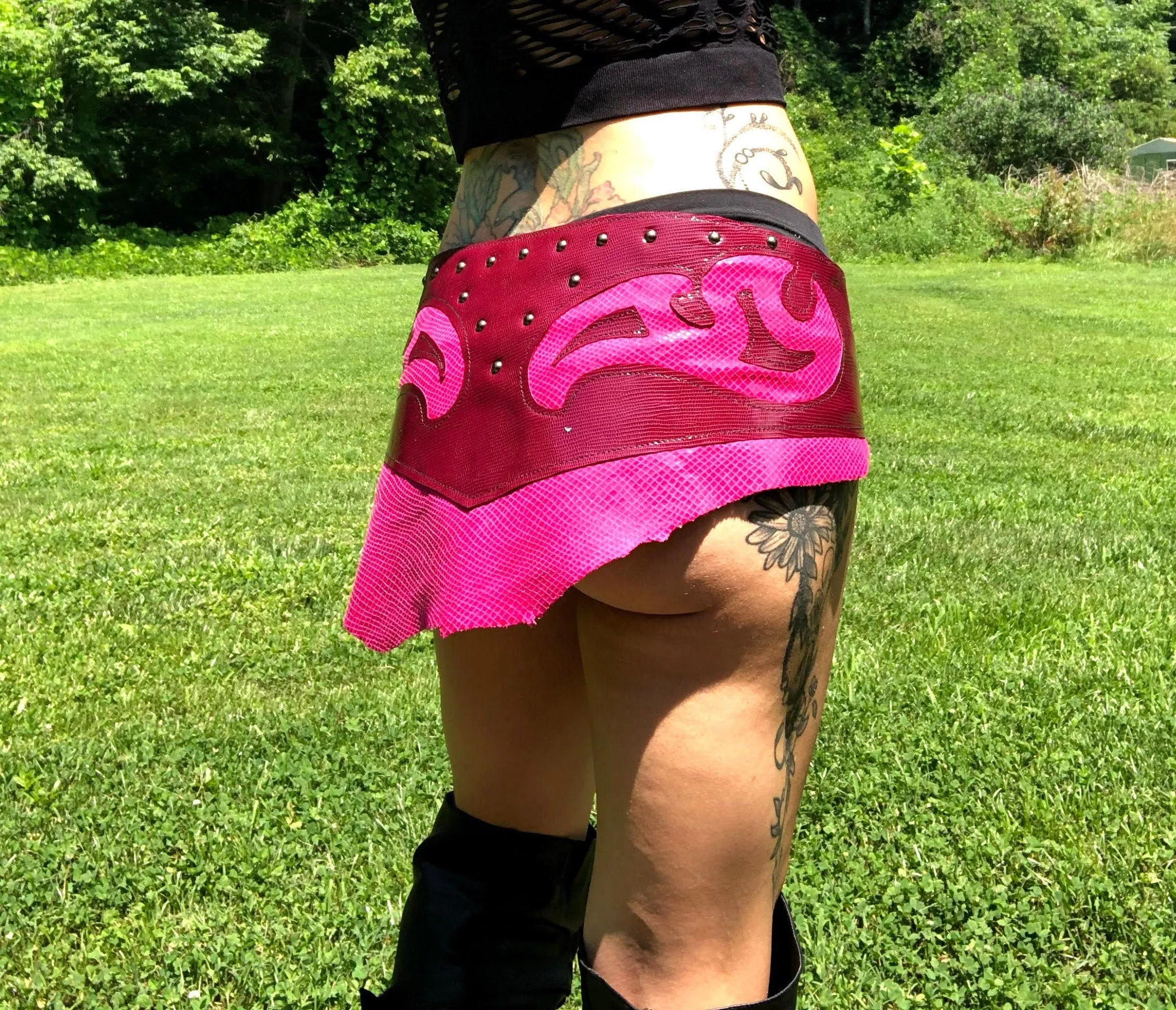 Handmade Pink & Maroon Leather Applique Corset Belt, Perfect for any dance festival with a boho vibe.