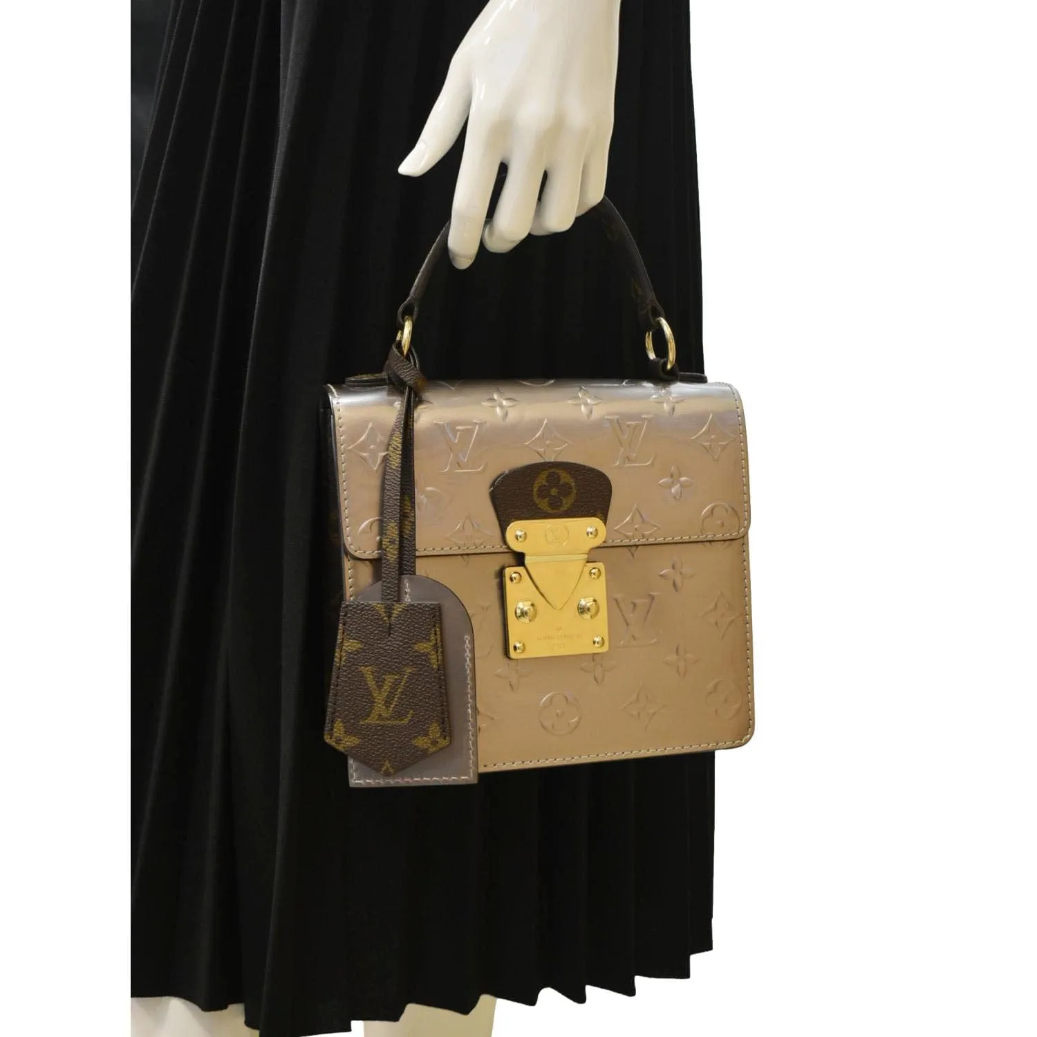 LOUIS VUITTON Spring Street NM Monogram Vernis Crossbody Bag Light Purple