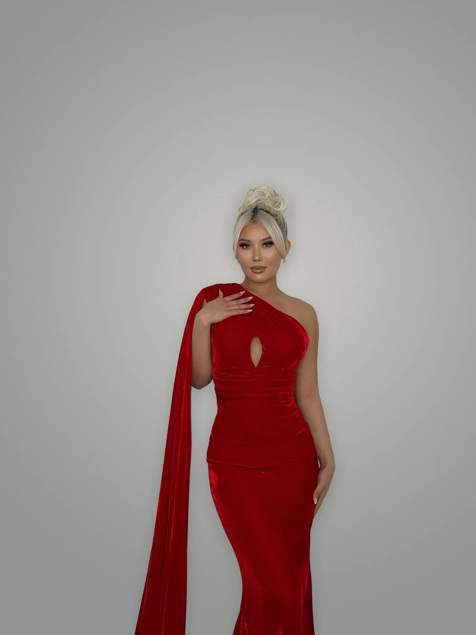 Rubi Gown