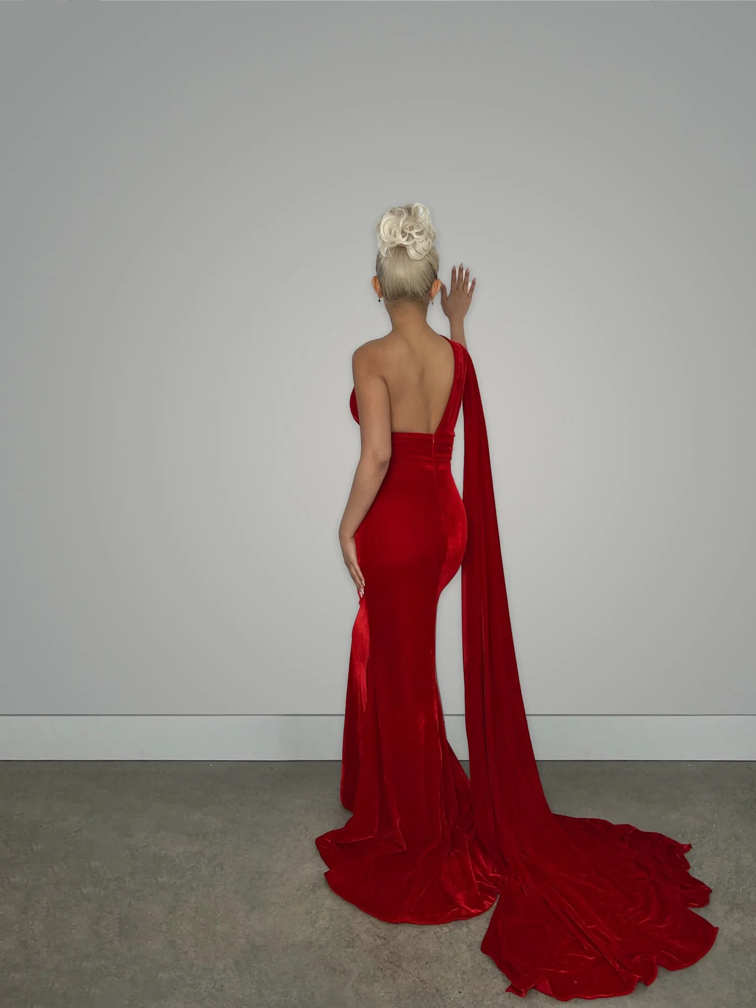 Rubi Gown