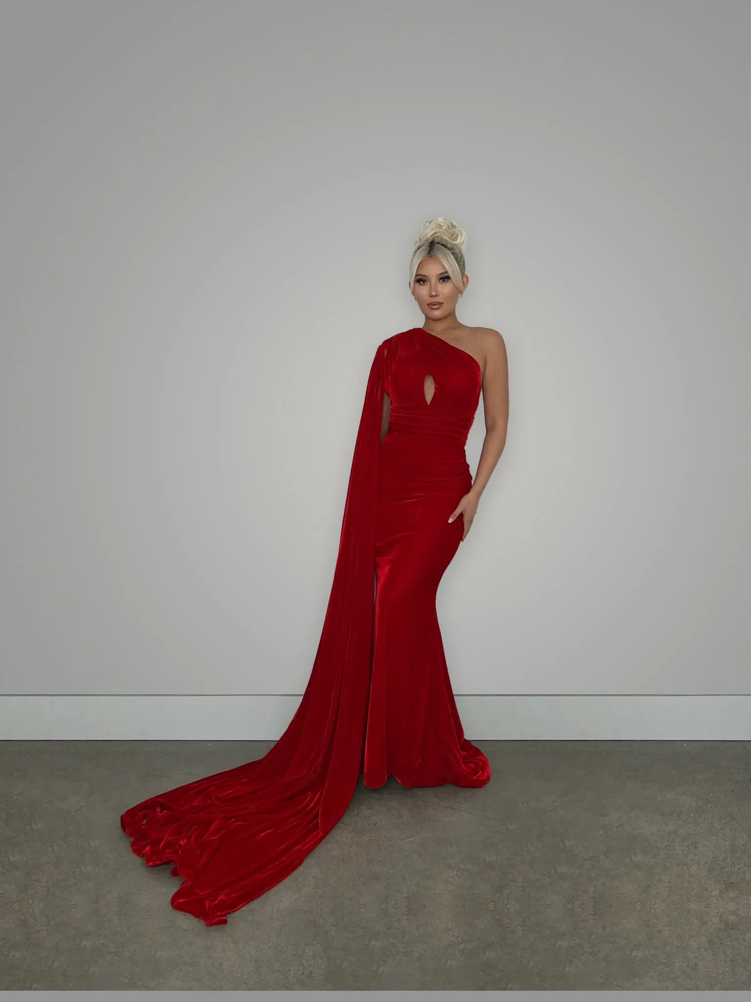 Rubi Gown