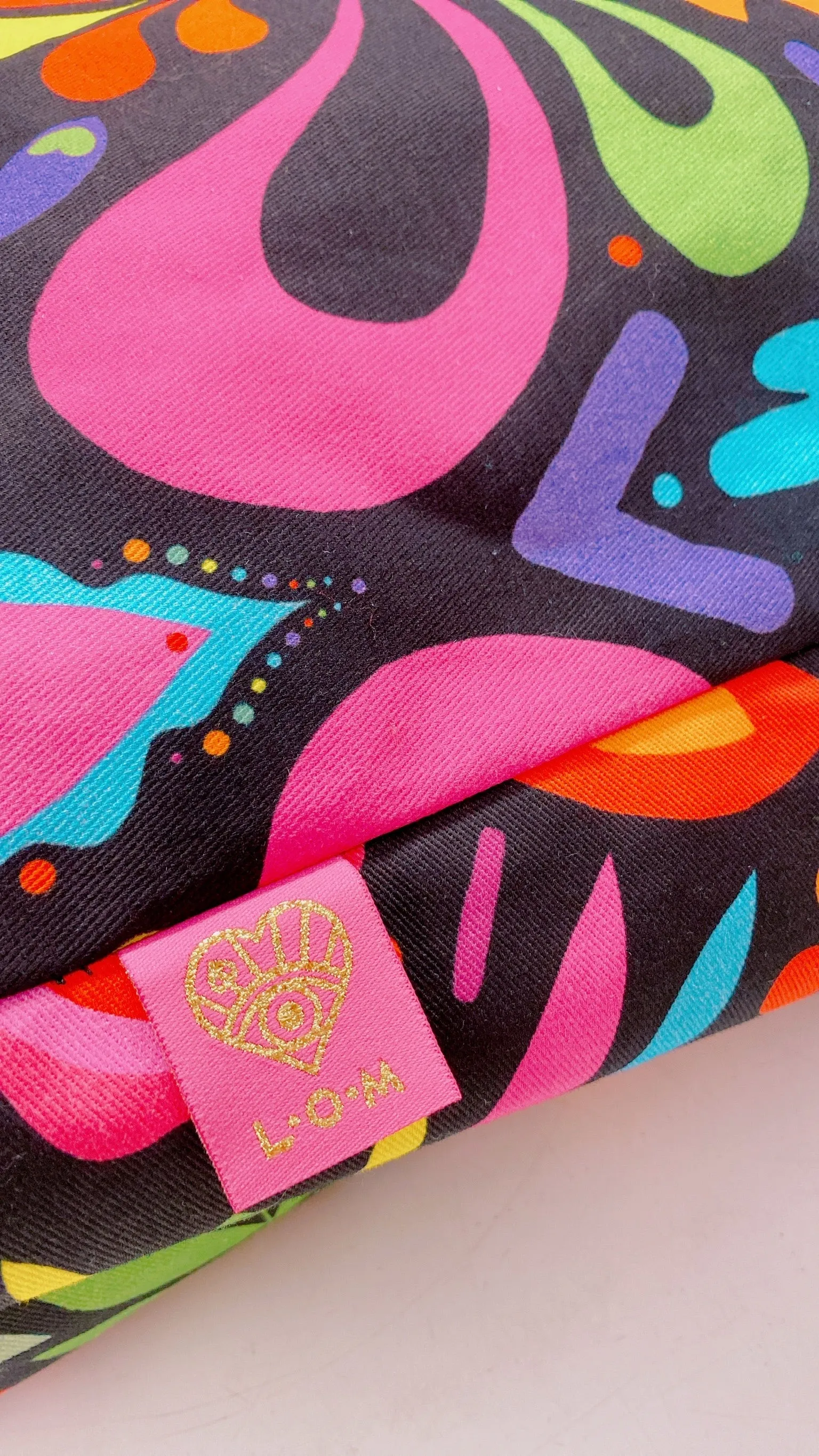 Tote Bags in Femina Magicae