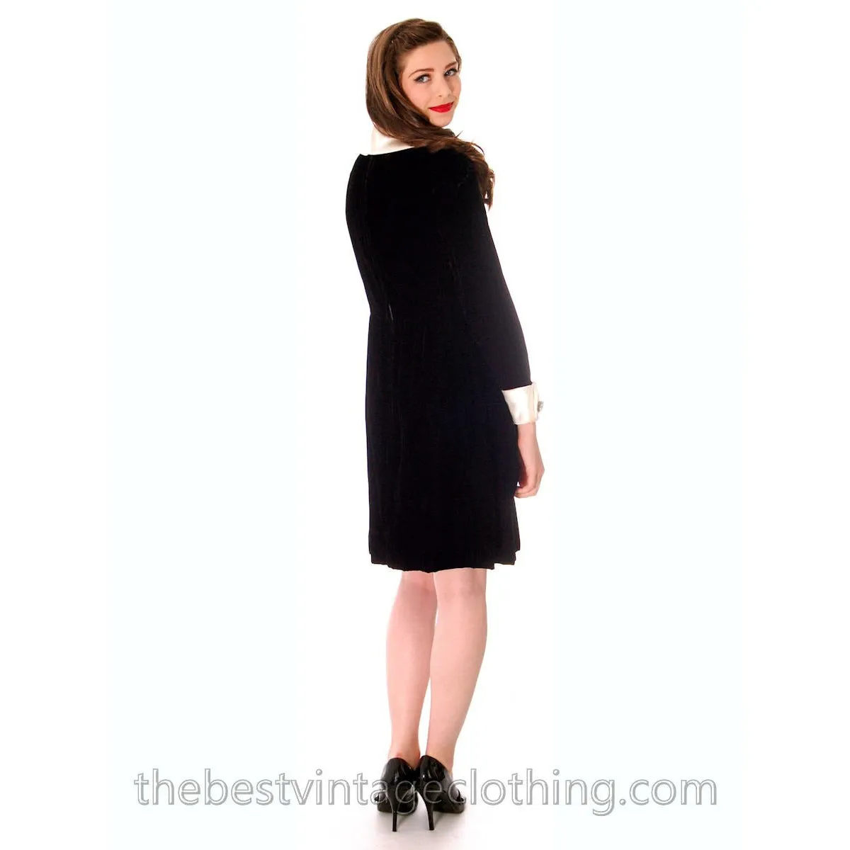 Vintage 1960s Black Dress Velvet Jeunesse Satin Collar Cocktail Gown Sz 8