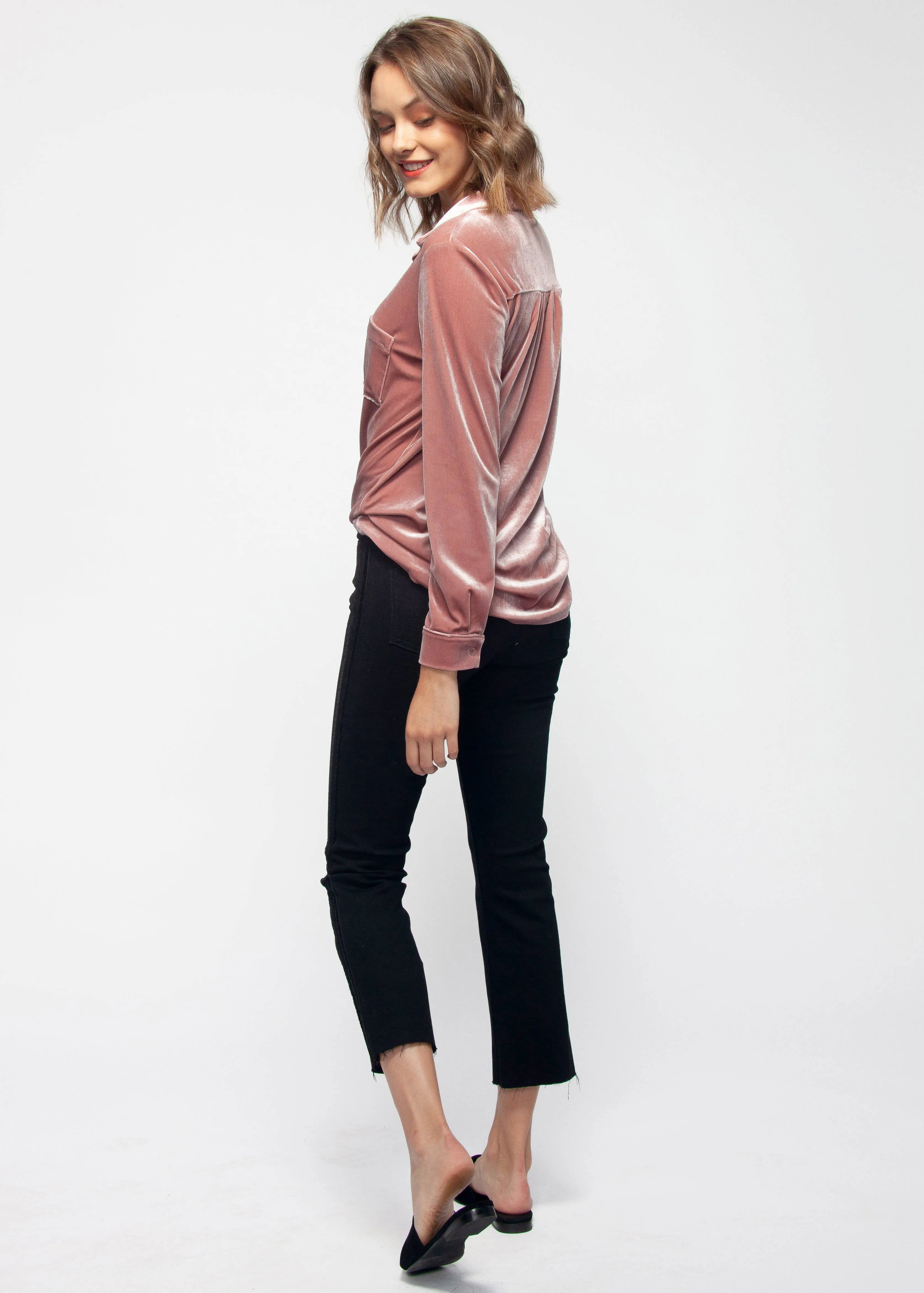 Women's Button Down Velvet Shirt Blouse With Tie Hem in Mauve
