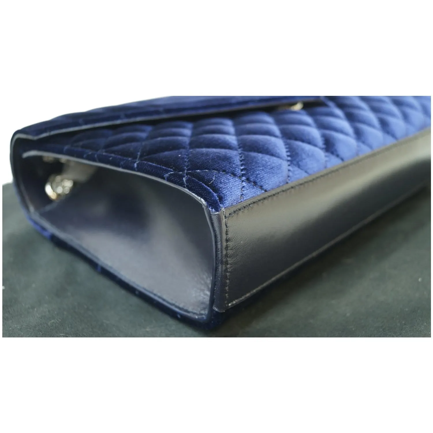 YVES SAINT LAURENT V Flap Tri-Quilt Velvet Shoulder Bag Navy Blue